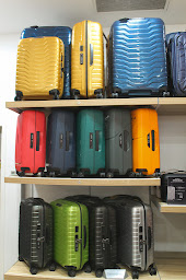 Photo n°4 de LA MADRILÈNE à Bègles (Magasin de sacs et bagages)