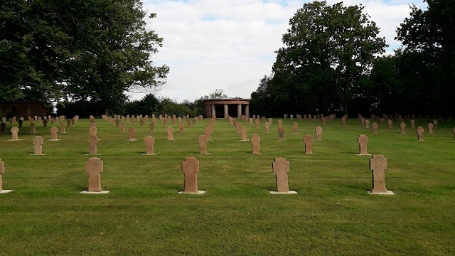 Commonwealth War Cemetary Lisieux