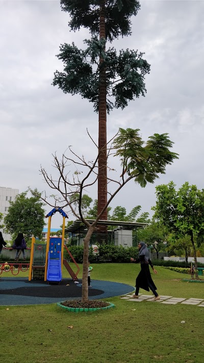 Photos of Dhiraagu Entenna Children's Park
