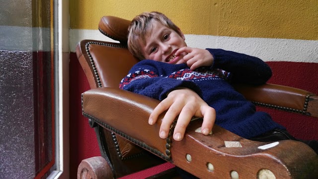 Anthony Llobet Hair Salon Gracia