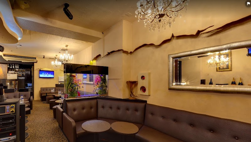 casual club ATHENA (アテナ)