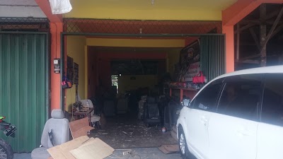 Photos of Bengkel Jok Sikumbang