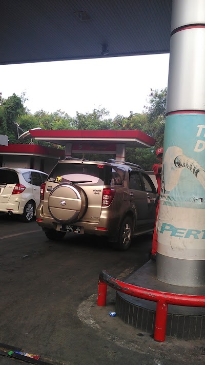 Photos of Pertamina gas station 34-14208
