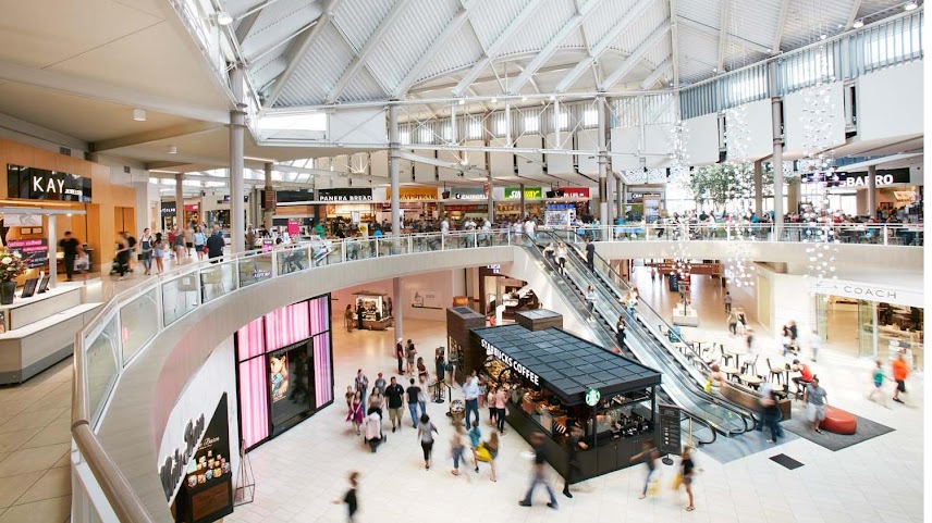 Arrowhead Towne Center by null