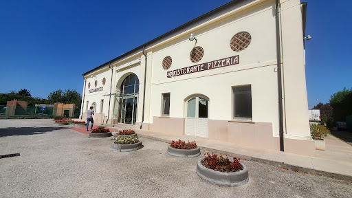 Ristorante Pizzeria Corte Catenaccio Gallery - Italy