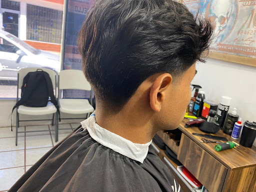 BARBERIA INTHEBLACKBARBERSHOP