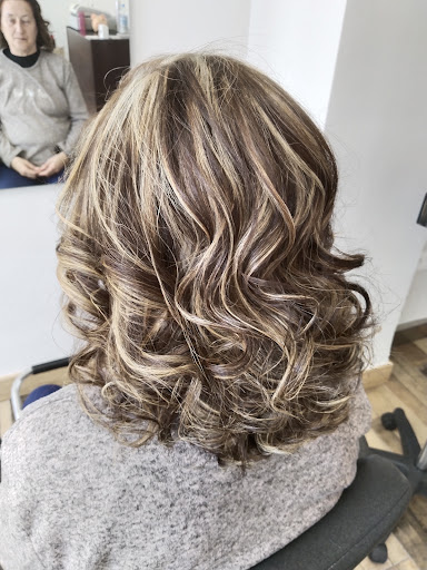 Rebeka Peluquría-Unisex - Thumbnail
