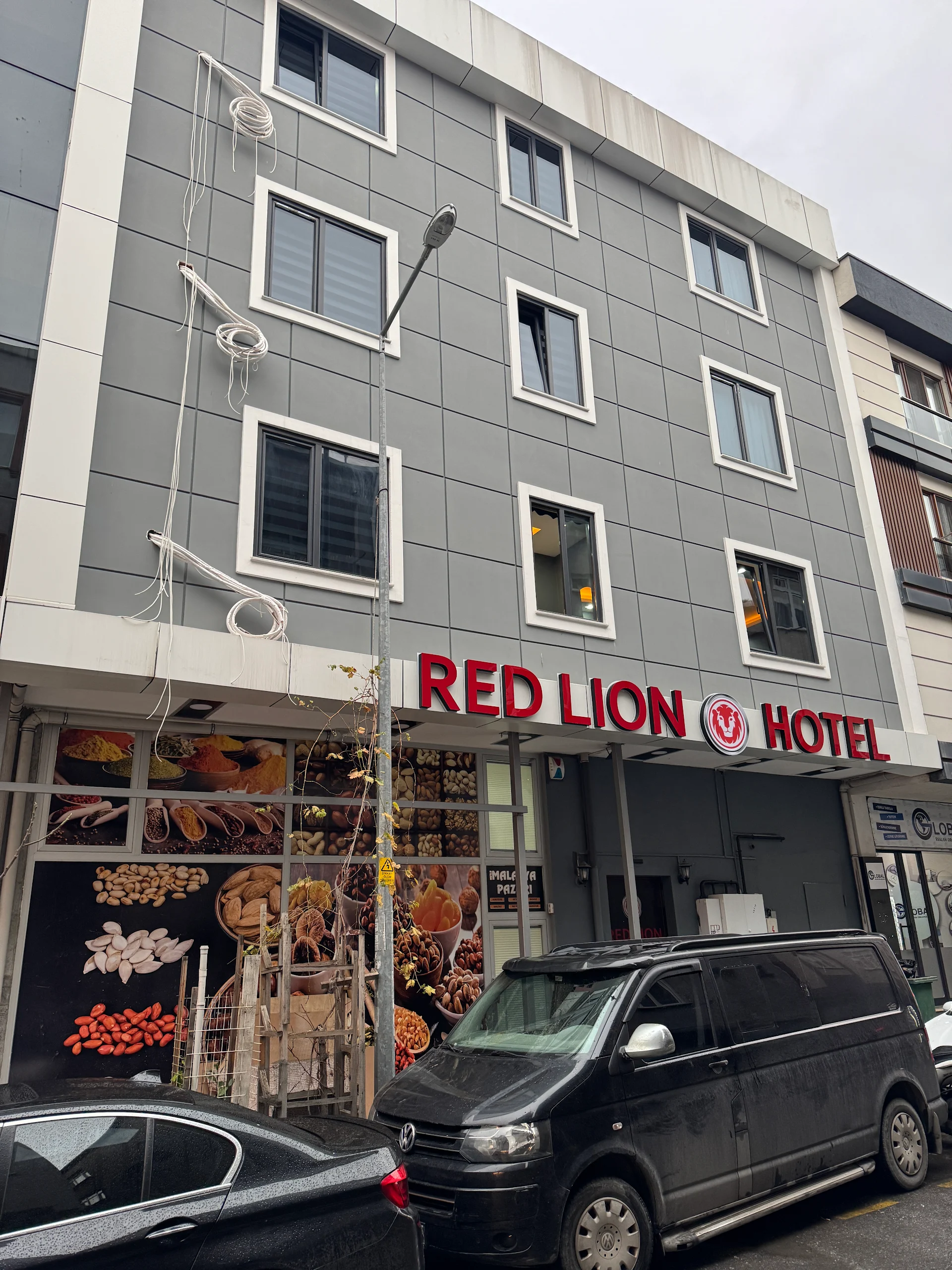 Red Lion Hotel