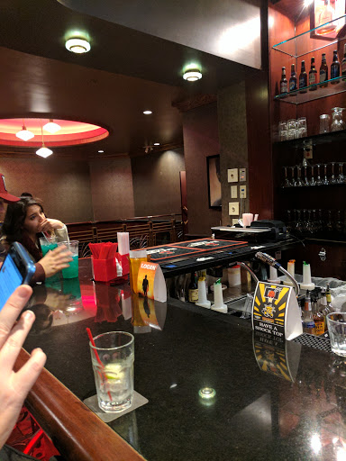 Oscar's Lounge - Visual