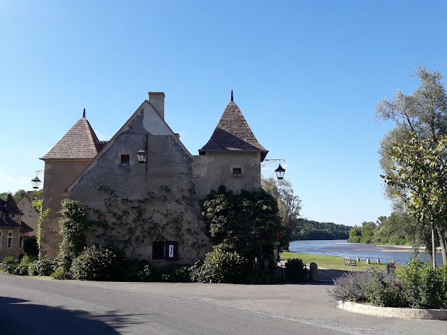 Chateau D'Apremont-sur-Allier