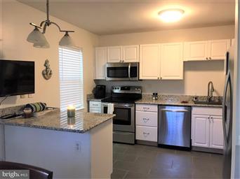 Violet Haag, Berkshire Hathaway HomeServices Homesale Realty - Thumbnail