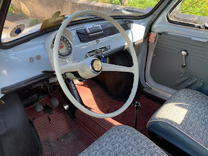 Photo n°8 de balade vintage fiat500 à Tours (Agence de location de voitures)