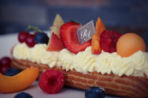 Photo n°20 de Boulangerie Pâtisserie Chocolaterie TRAITEUR TELEGUEI Gièvres à Gièvres (Boulangerie)