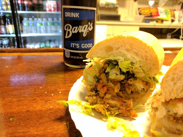 Domilise's Po-Boy & Bar