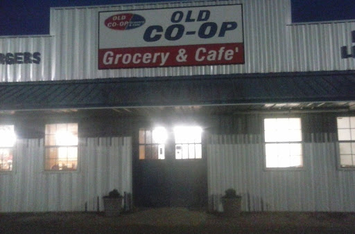 Farmers Grocery & Restaurant 2 Logo