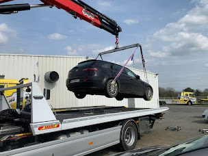 Photo n°4 de Garage Motrio auto assistance du Frémur à Hénansal (Atelier de carrosserie automobile)