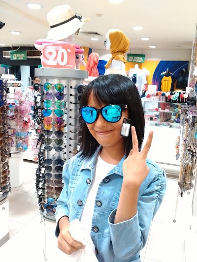 Photos of International Plaza ( IP Mall )