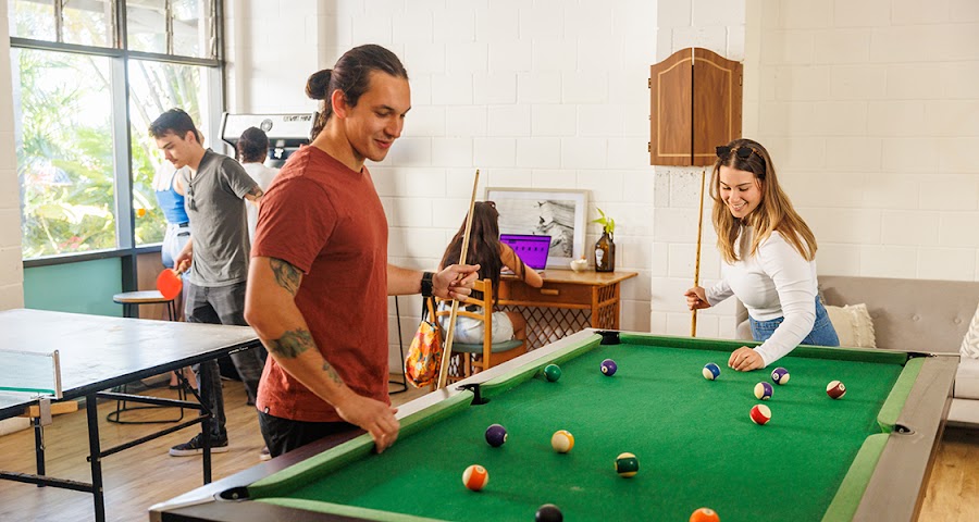 YHA Coolangatta by null