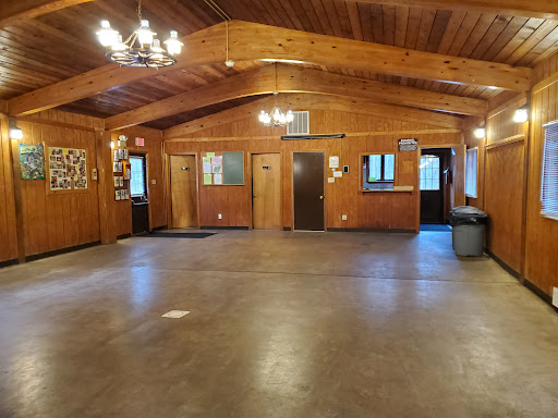 Blue Spruce Lodge - Thumbnail