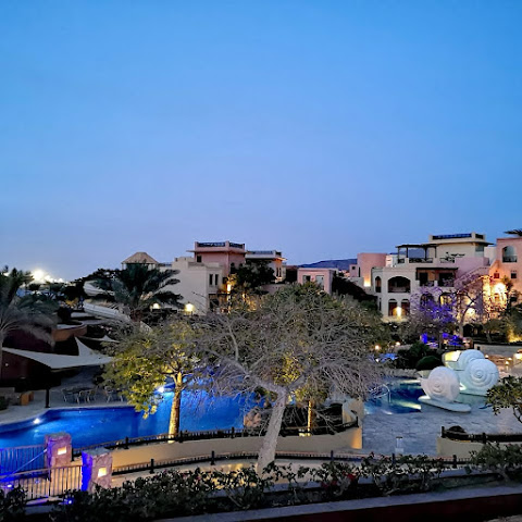 Mövenpick Tala Bay by null