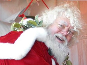 Minnesota Christkindlsmarkt in Waconia sponsoring Waconia Farmers / Flea Market by null