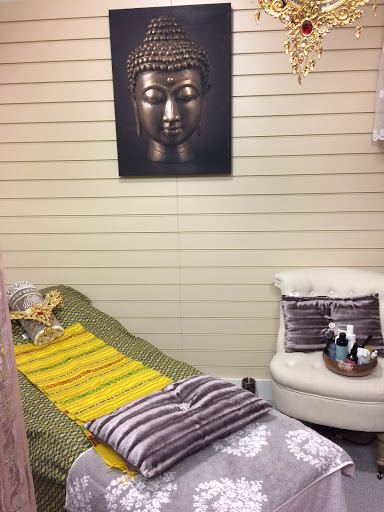 Thai Chadaa Massage (for Women Only)