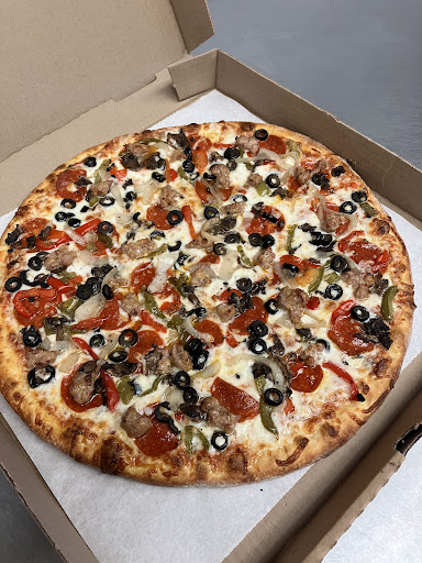 Submarino's Pizzeria - Thumbnail