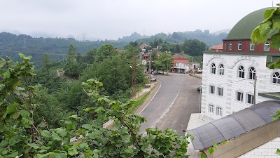 Kaynartaş Merkez Camii