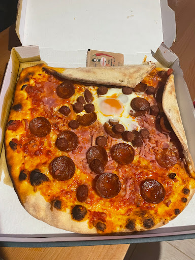 Photo 6 - YOLO PIZZA