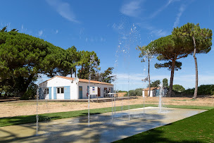 Photo n°5 de Flower Camping Tamarins Plage | Camping Ile de Ré 4 étoiles à Le Bois-Plage-en-Ré (Terrain de camping)