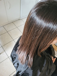 Photo n°18 de Sae coiffure à Saint-Sorlin-de-Vienne (Salon de coiffure)