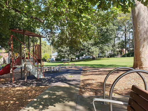 Fashoda Street Reserve Gallery - Australia