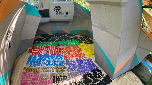 Puerto Climbing Club