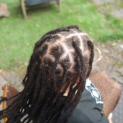 Maven Dreadlocks - Thumbnail