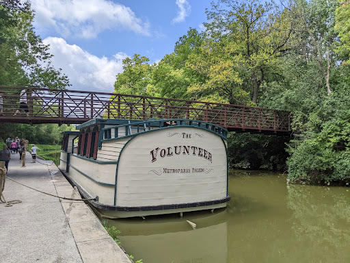 Canal Experience Logo