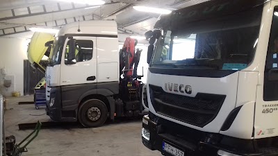 Photos of Euro Trade Kft. (M0 Truck Centrum)