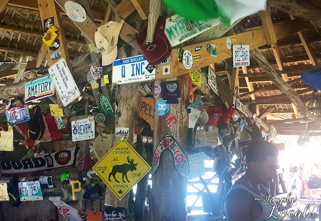 Floyd's Pelican Bar