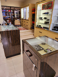 Photo n°16 de Maison Lemaire Cigares à Paris (Bureau de tabac)