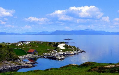 Photos of Rennes&oslash;y