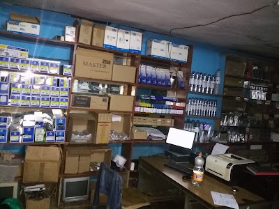 Electronics Store