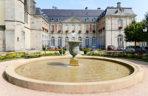 Palais Abbatial - Visual
