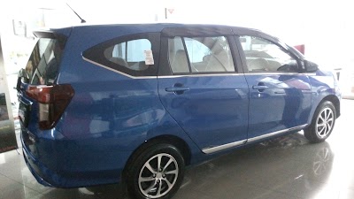 Photos of Daihatsu: Herni