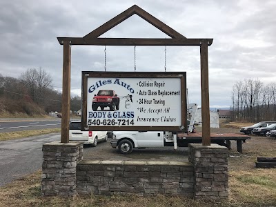Photos of Giles Auto Body & Glass Inc