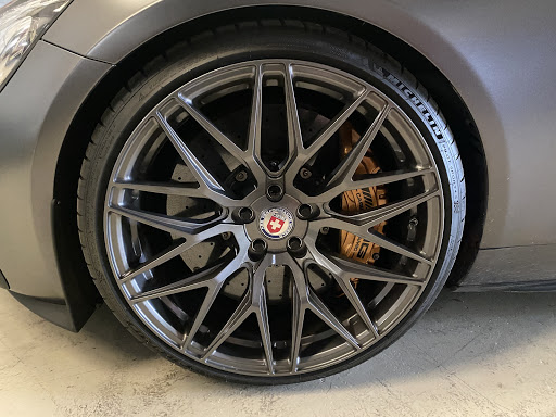 Dr. Wheels - Visual