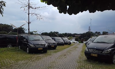 Photos of Pool Taxi Express Cipayung
