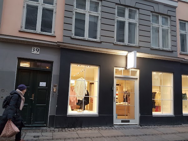 Adelaide skille sig ud ornament BS Butikken - Birkenstock, Pilestræde 47, 1112 København, Danmark