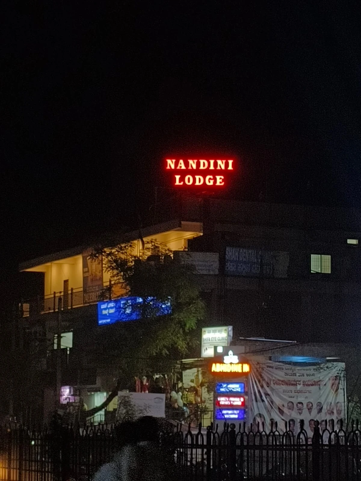 Nandini Lodge