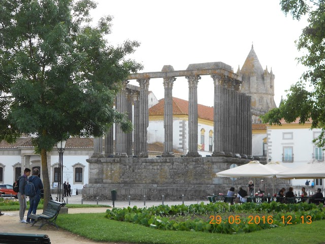 Templo Romano Évora