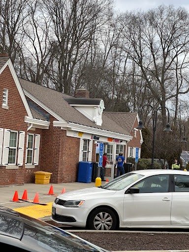 WILBUR CROSS PARKWAY SOUTH MOBIL Gallery - United States