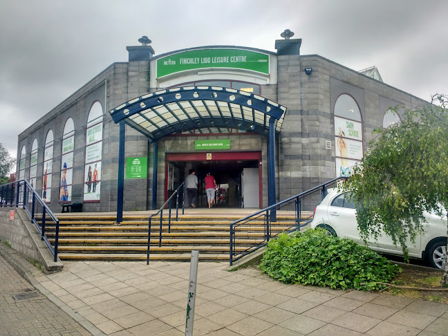 Finchley Lido Leisure Centre - Sports Complex